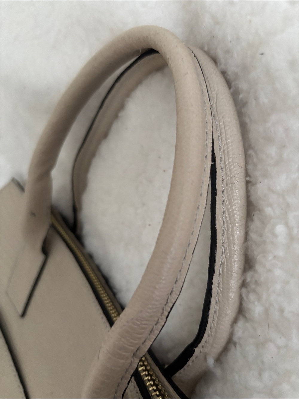 Beige Croc-Embossed Structured Tote Bag with Crossbody Strap - Picture 11 of 11